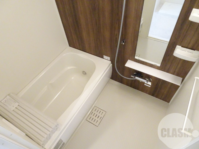 バス・シャワールーム　浴室乾燥機＆追い焚き機能付きバス♪