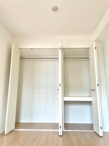 収納　弊社２ＬＤＫ施工事例※参考写真（色味や設備位置は異なります）