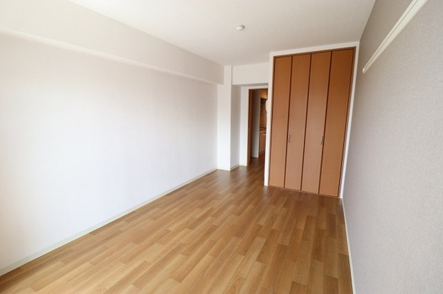 居室・リビング　居室　７帖