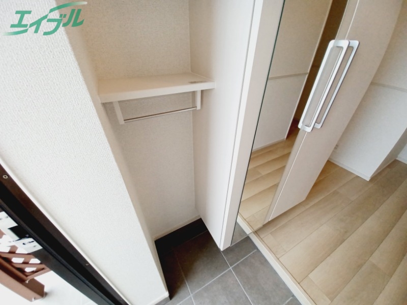 玄関　同タイプの画像です