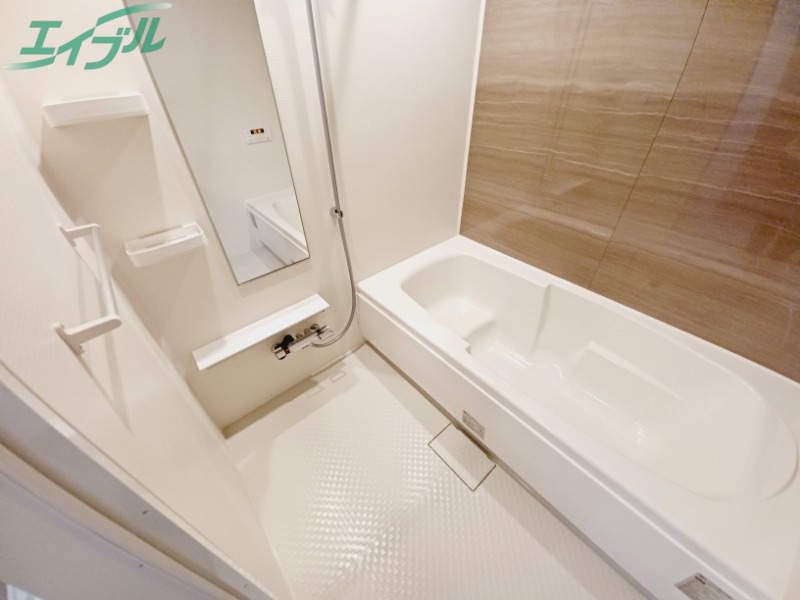 バス・シャワールーム　同タイプの画像です