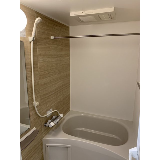 バス・シャワールーム　風呂