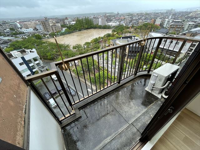 バルコニー　※同建物別部屋の写真になります。