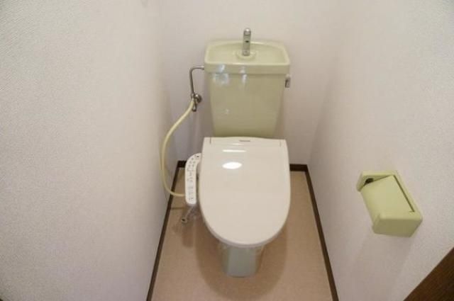 トイレ　※別号室参考写真です