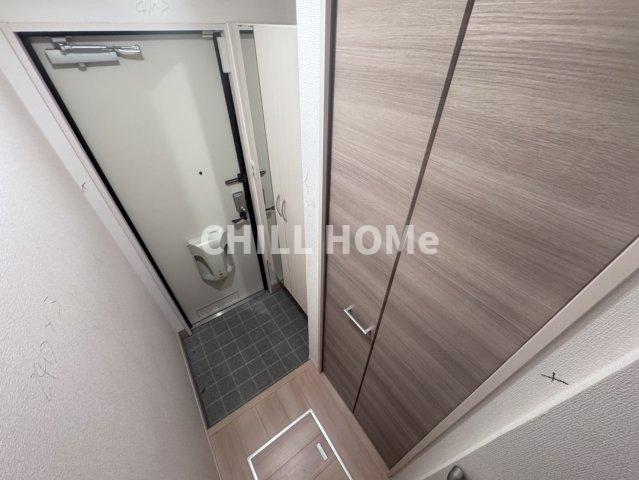 玄関　当社、チルホームのHPもご覧ください(^^)/物件情報多数♪