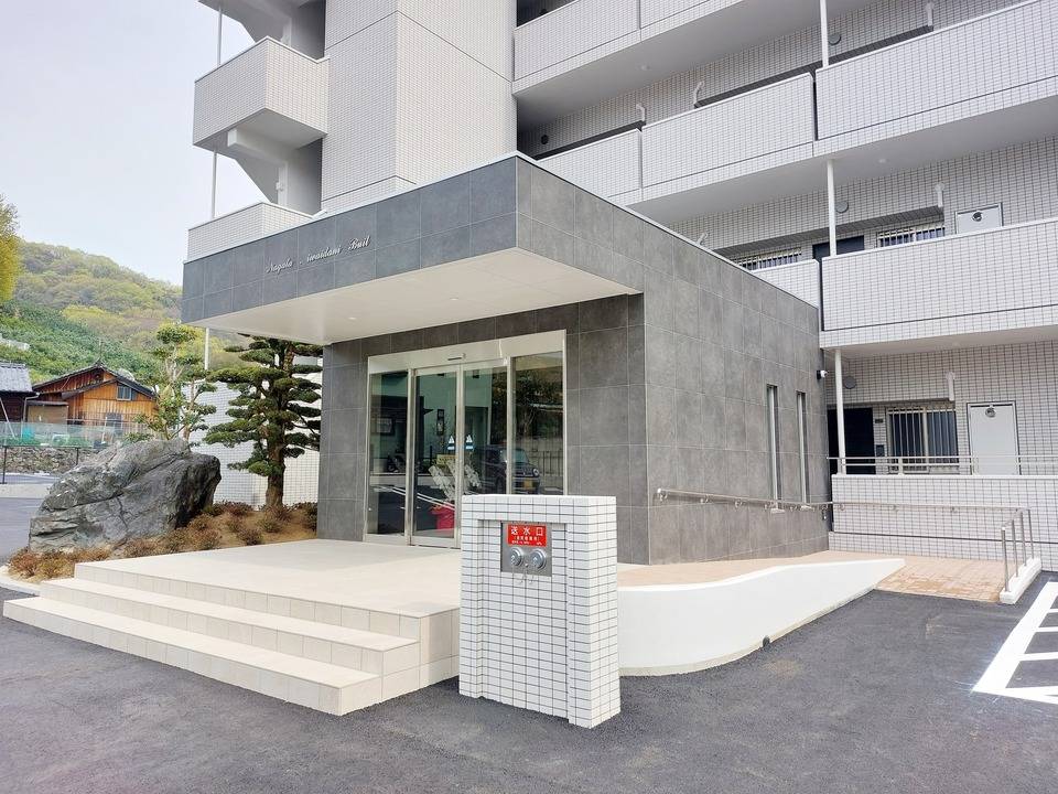 エントランス　アプローチ