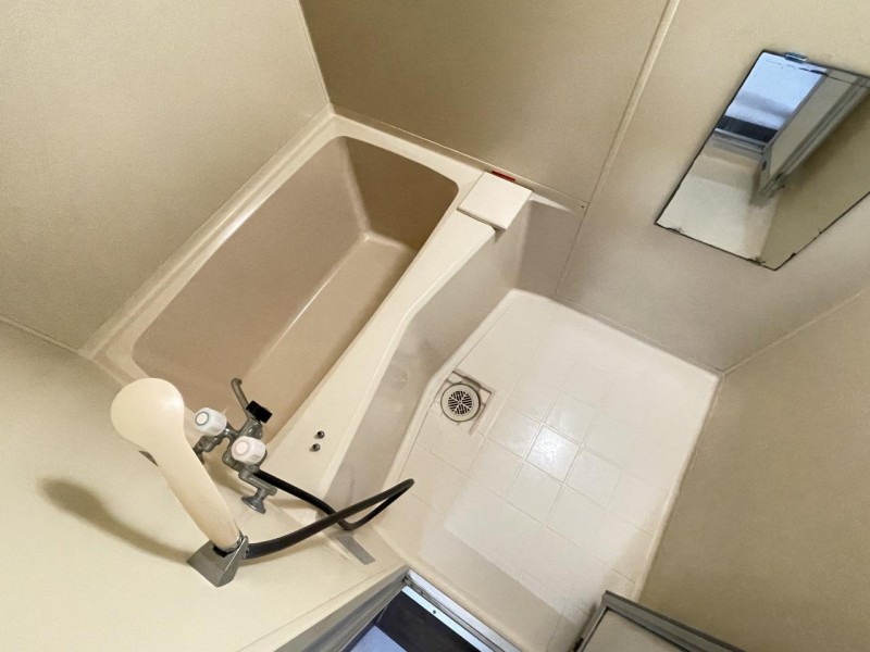 バス・シャワールーム　浴室