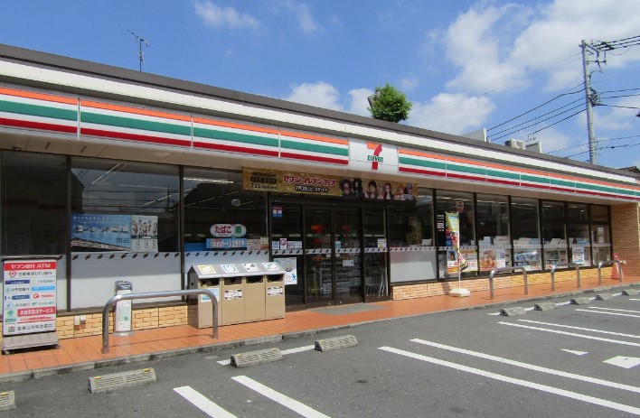 コンビニ　セブンイレブン北区浮間中央通り店（コンビニ）まで210m