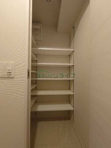 収納　ルフォンプログレ中野富士見町ザ・レジデンス