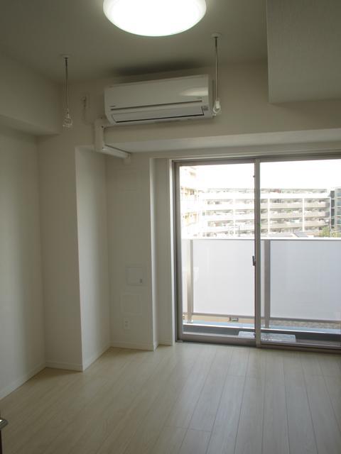 居室・リビング　写真は別部屋のものです。?