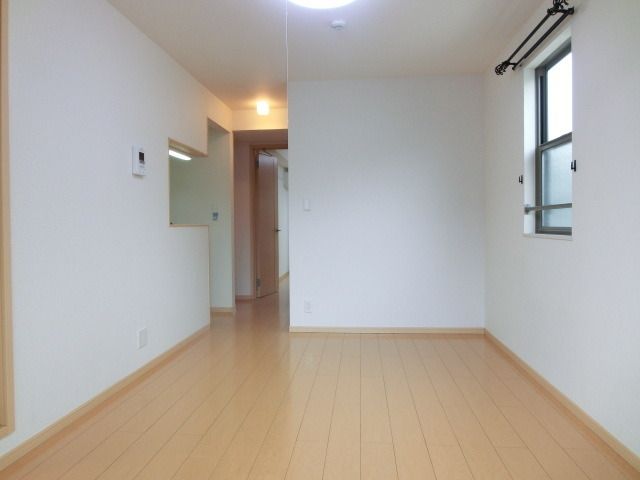 居室・リビング　2面採光角部屋