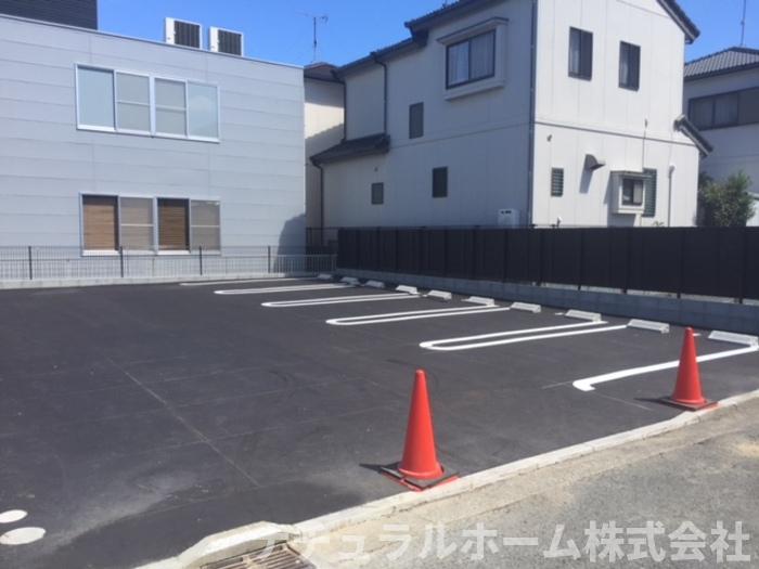 駐車場　駐車場