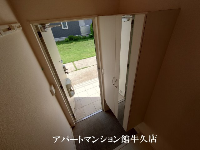 玄関　シューズボックス
