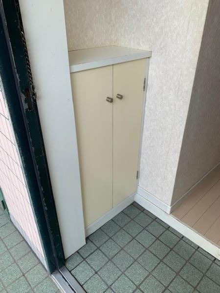 玄関　シューズボックス
