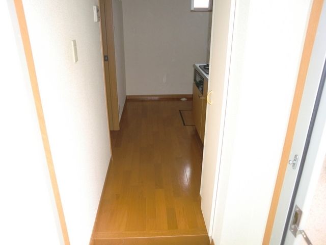 玄関　★お問い合わせはタウンハウジング祖師ヶ谷大蔵店まで★
