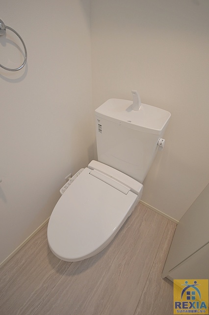 ＪＲ総武線 西千葉駅 徒歩3分 3階建 築1年のトイレ写真