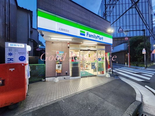コンビニ　ファミリーマート 広屋蒔田店（コンビニ）まで89m