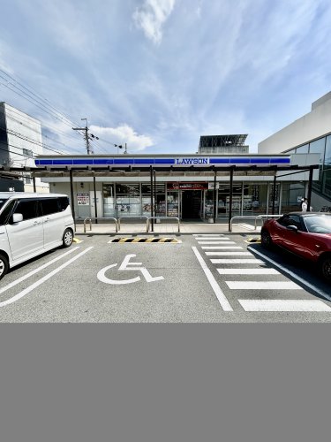 コンビニ　ローソン東大阪旭町店（コンビニ）まで816m