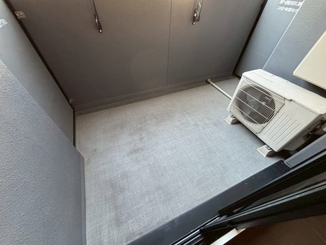 バルコニー　同物件別部屋写真