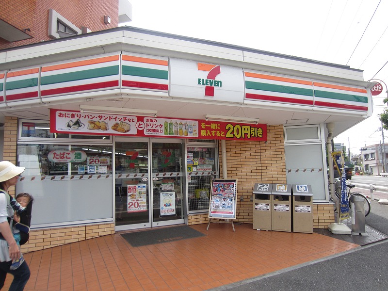コンビニ　セブンイレブン（コンビニ）まで502m