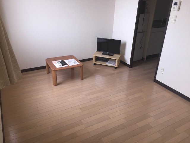 レオネクストワンニューの居間写真