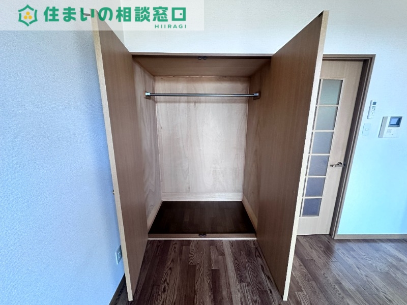 収納　同型
