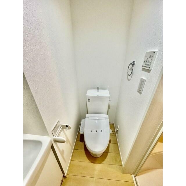 トイレ　別部屋参考写真