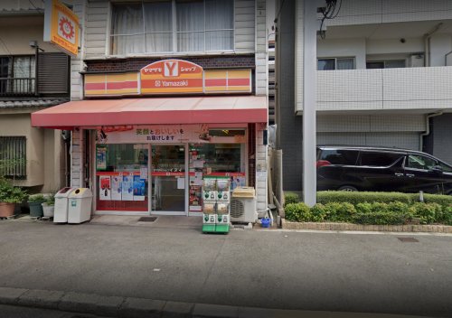 コンビニ　ヤマザキＹショップイヌイ（コンビニ）まで234m