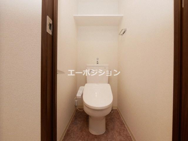 トイレ　スプランディッド難波元町DUE