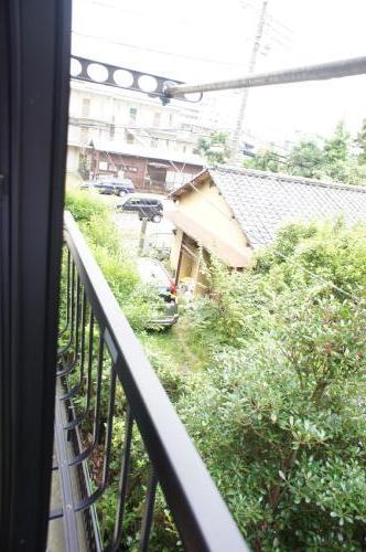 バルコニー　風通しのよいバルコニーです。