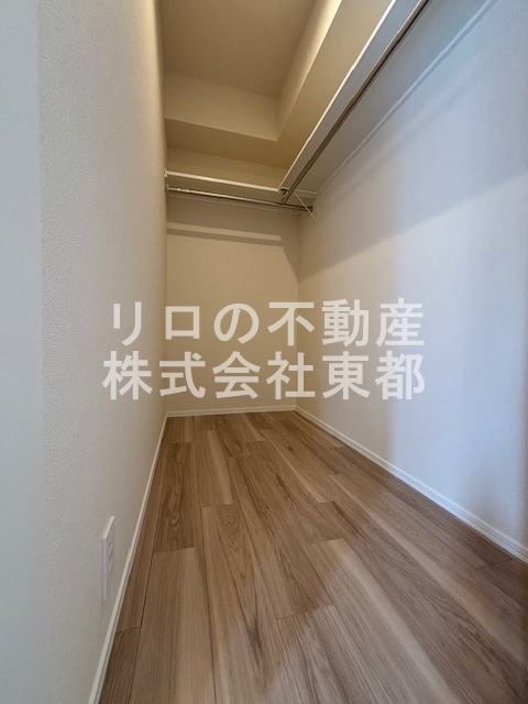 収納　奥行のあるウォークインクローゼットならお荷物多い方でも安心☆