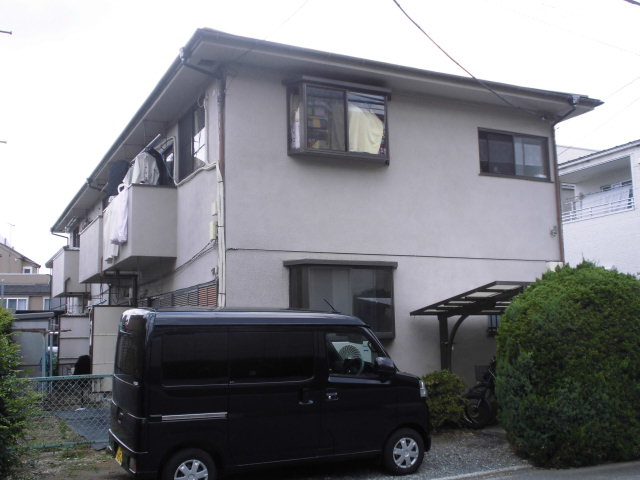 建物外観　陽当り／環境良好・雨戸付・ＣＡＴＶ対応