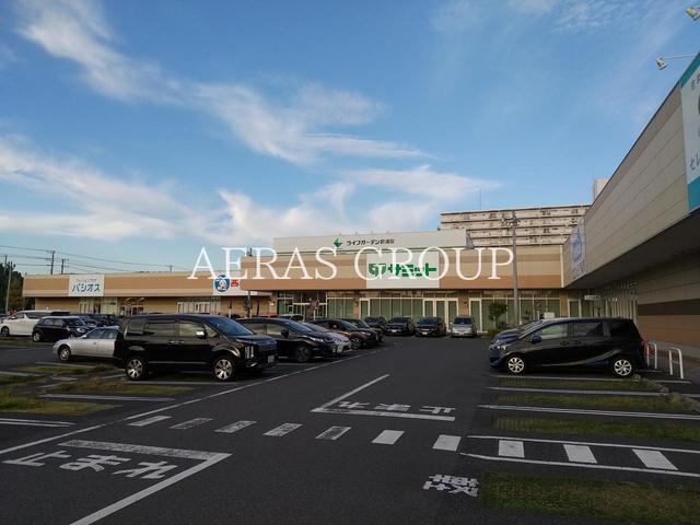 スーパー　サミットストア ライフガーデン浦安富岡店（スーパー）まで802m