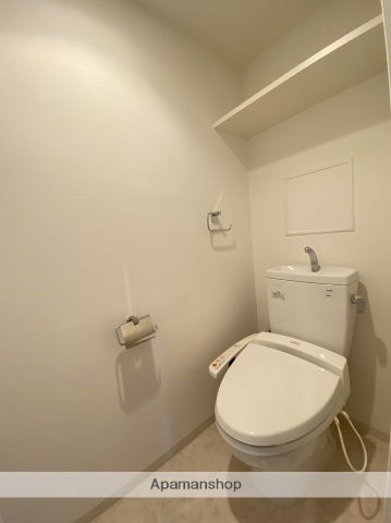 ＪＲ埼京線 赤羽駅 徒歩4分 14階建 築19年のトイレ写真