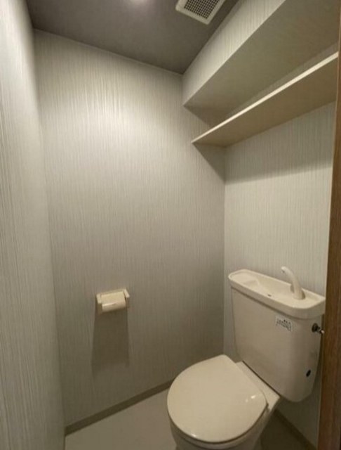 トイレ　別部屋同仕様タイプ