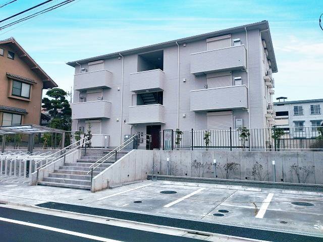 アジール国立