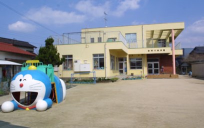 幼稚園・保育園　遠賀川保育園（幼稚園・保育園）まで635m