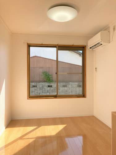 居室・リビング　５．５帖洋室