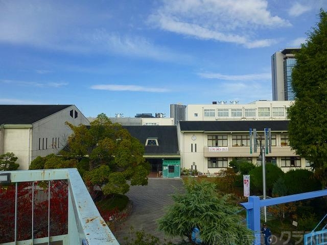 【サンハイツの小学校】