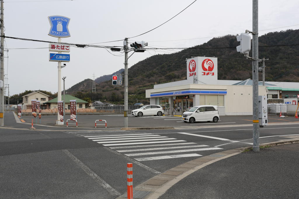 コンビニ　ローソン瀬戸田中野店（コンビニ）まで680m