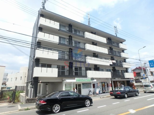 池田マンションの建物外観