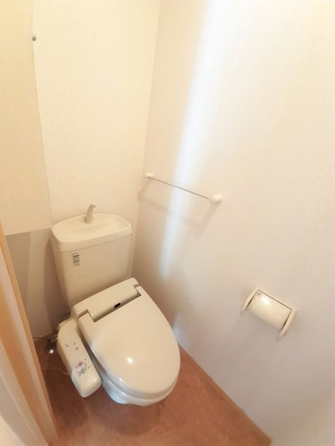 【鹿島市大字重ノ木のアパートのトイレ】