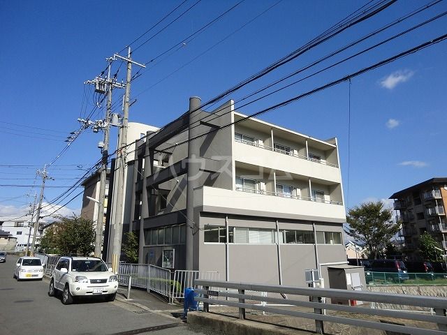 Ｗｅｓｔ　Hｉｌｌ　ＴＡＫＡＴＳＵＫＡの建物外観