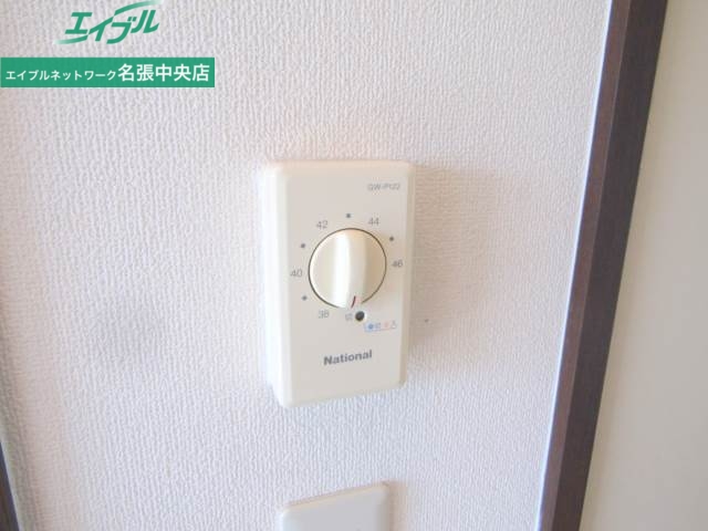 その他設備　給湯器