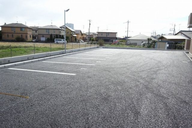 【ひたちなか市大字高野のアパートの駐車場】