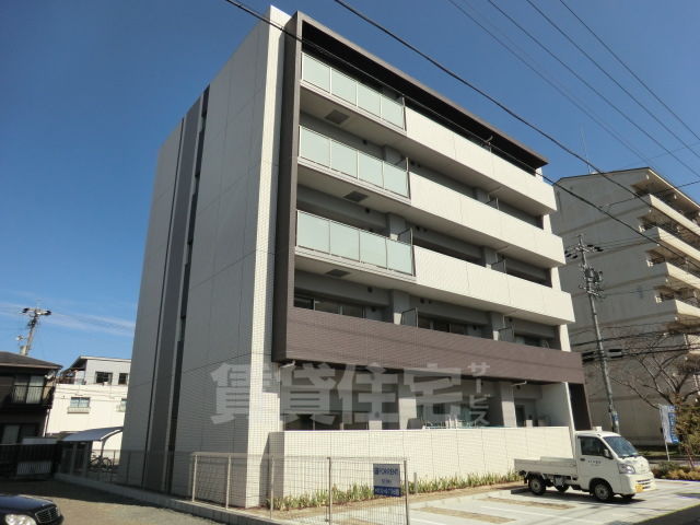 名古屋市守山区小幡宮ノ腰のマンションの建物外観