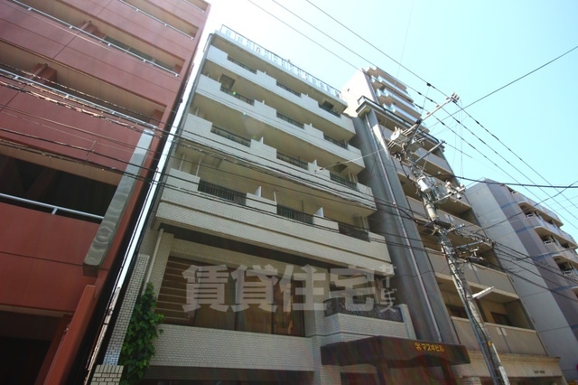 【広島市中区橋本町のマンションの建物外観】