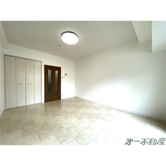 建物外観　洋室