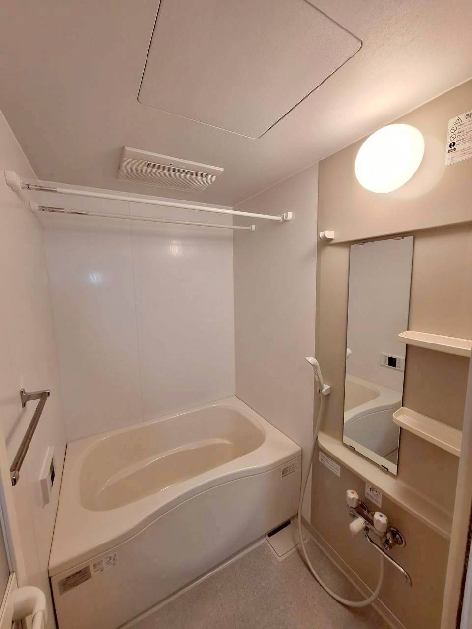 バス・シャワールーム　★追焚・浴室乾燥機付きバス★