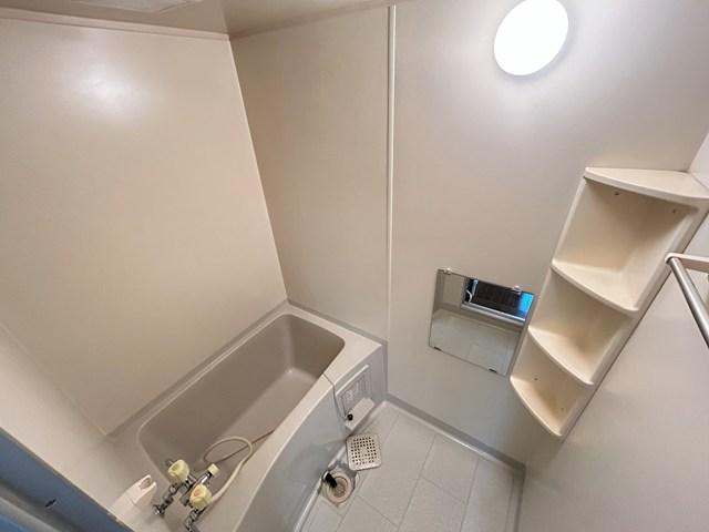 バス・シャワールーム　浴室